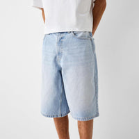 Loose Denim Shorts – Wide Fit with Functional Pockets